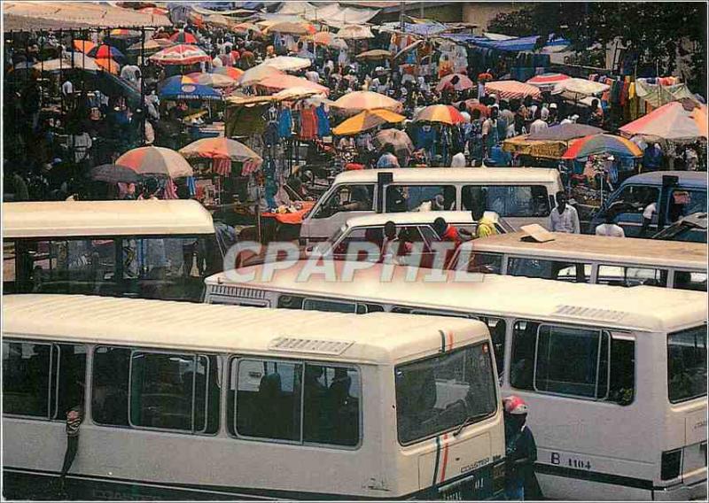 CPM Vue partielle de la Gare routiÃ¨re de Bacongo