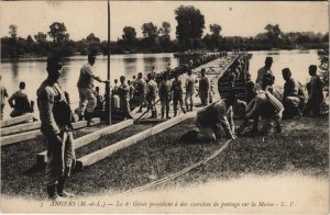 CPA ANGERS - Le 6 Genie procedant a des excercies de pontage (127534)