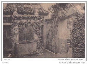 VALLADOLID, Spain, 1900-1910s , Patio Y Lavabos De La Biblioteca, Casa De Cer...