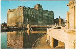 The Merchandise Mart, Chicago, Illinois, Vintage Chrome Postcard #3