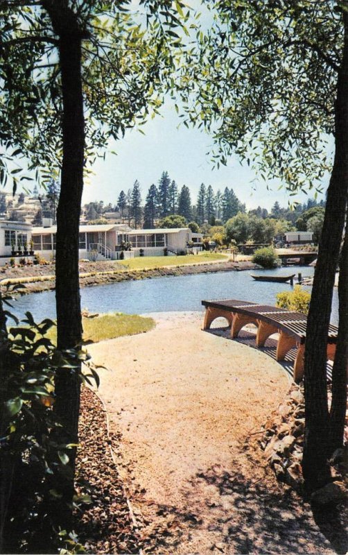 Santa Cruz, CA SPRING LAKES Mobile Homes Scotts Valley c1960s Vintage Postcard