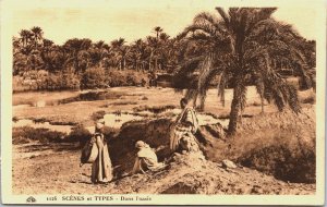 Algeria Scenes Et Types Dan L'Oasis Vintage Postcard C163