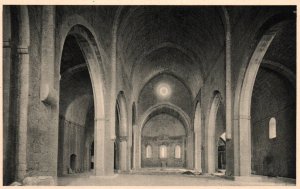 Interieur de l'Eglise,Abbaye du Thoronet,France BIN