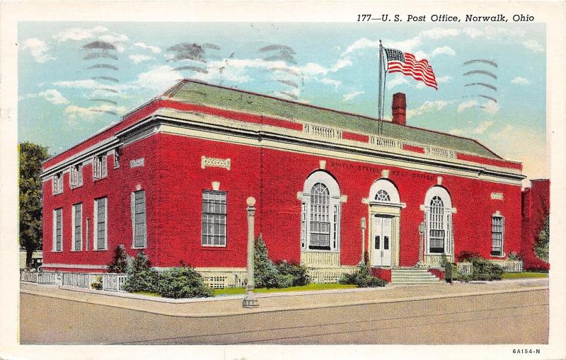 Norwalk Ohio~US Post Office~American Flag~3 Arched Door/Windows~1947 Postcard