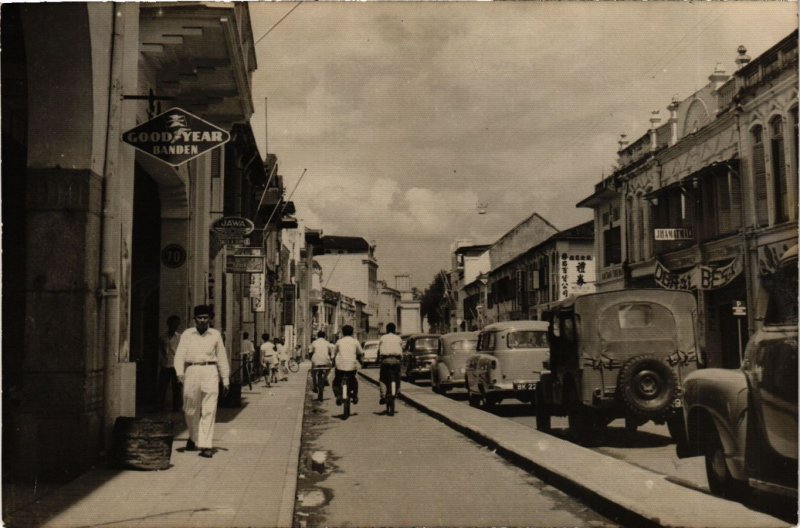 PC CPA street scene real photo postcard INDONESIA (a16642)