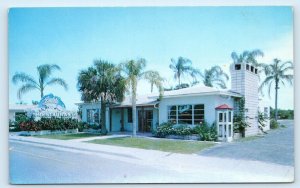 VERO BEACH, Florida FL ~ Roadside EMLET'S RESTAURANT 1950s-60s Postcard