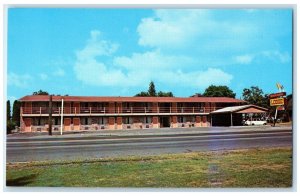 c1960 Broken Arrow Lodge Adams St. Exterior Building La Grande Oregon Postcard