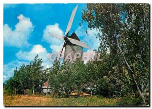 Postcard Modern Mill in Vendee