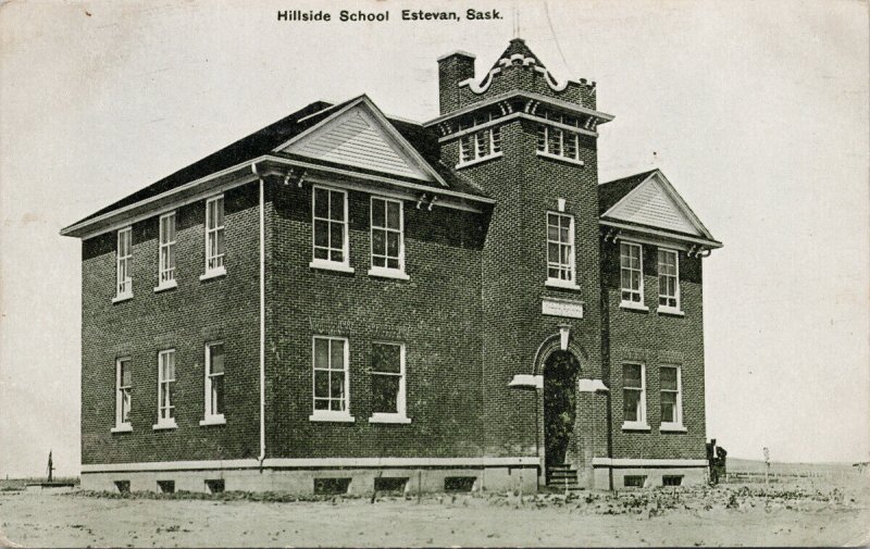 Estevan Saskatchewan Hillside School Unused Warwick Bros #7012 Postcard E95