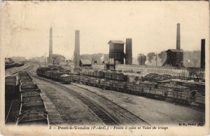 CPA Pont-a-Vendin-Fours á Coke et Voies de triage (44200)