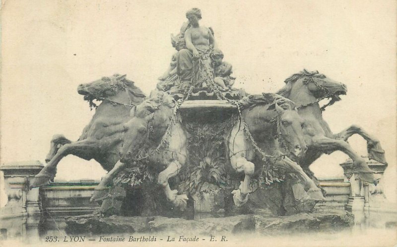 Postcard France Lyon fontaine bartholdi la facade statue sculpture monument