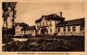 CPA ROCHEFORT-sur-MER - Les Écoles Emile-Zola (Lavoine ARCh.) (976095)