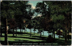 Lake at Greenwood Park Des Moines IA c1915 Vintage Postcard C27