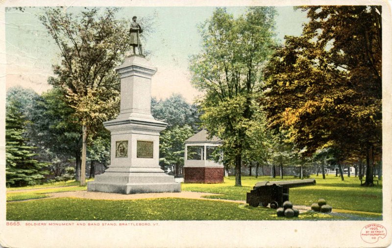 VT - Brattleboro. Soldiers' Monument & Common