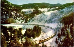 Trains The California Zephyr Vista Dome Train In The Colorado Rockies