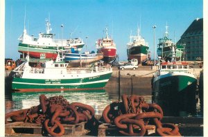 Postcard France Lumiere de la Cote d'Amour le port de la Turballe ship