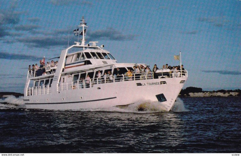 LAC SAINT JEAN, Quebec, Canada, PU-1986; La Tournee, Magnifique Bateau-Croi...