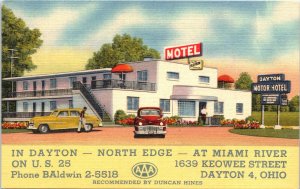 Postcard Ohio Dayton Motor Motel AAA Route 25 Curt Teich Classic Cars 1952 V192