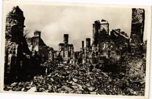 CPA VIRE en ruines 1944 - Rue du Hamel (271762)