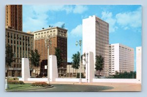 Skyline View from New Civic Center Detroit Michigan MI UNP Chrome Postcard K13