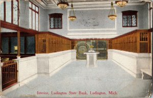 Interior, Ludington State Bank, Ludington MI c1915 Vintage Postcard G47