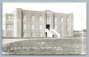 ROSEAU MN BUDD HOSPITAL ANTIQUE REAL PHOTO POSTCARD RPPC