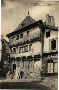 CPA LAMBALLE - Vieilles Maison de bois dite Maison du Bourreau (230364)