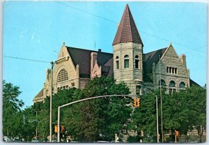 Postcard - Wayne County Court House - Richmond, Indiana