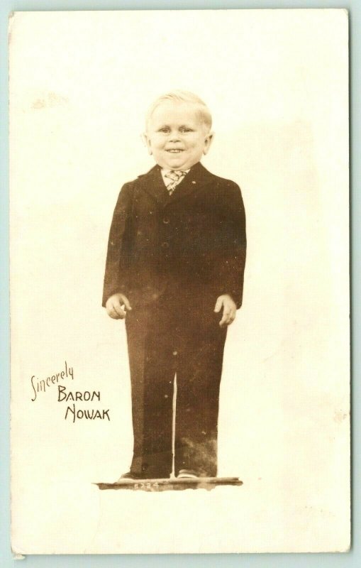 Baron Richard Nowak~Czech Circus Sideshow Midget~Suit & Tie~19 years~c1940 RPPC 