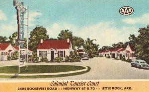 Colonial Tourist Court - Little Rock, Arkansas Linen Postcard