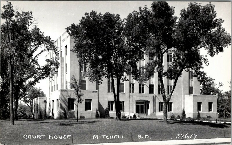 Mitchell SD RPPC South Dakota Davison County Courthouse Postcard V17