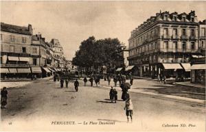 CPA PÉRIGUEUX - La Place Daumesnil (297393) 