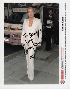Patsy Kensit at Paul Stella McCartney Store 10x8 Hand Signed Press Photo