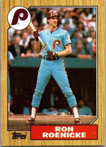 1987 Topps Baseball Card Ron Roenicke Philadelphia Phillies sk3472