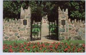 John McCrae Memorial, In Flanders Fields, Guelph Ontario Vintage Chrome Postcard