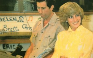 Princess Diana at Alice Springs School Australia 1983 Postcard