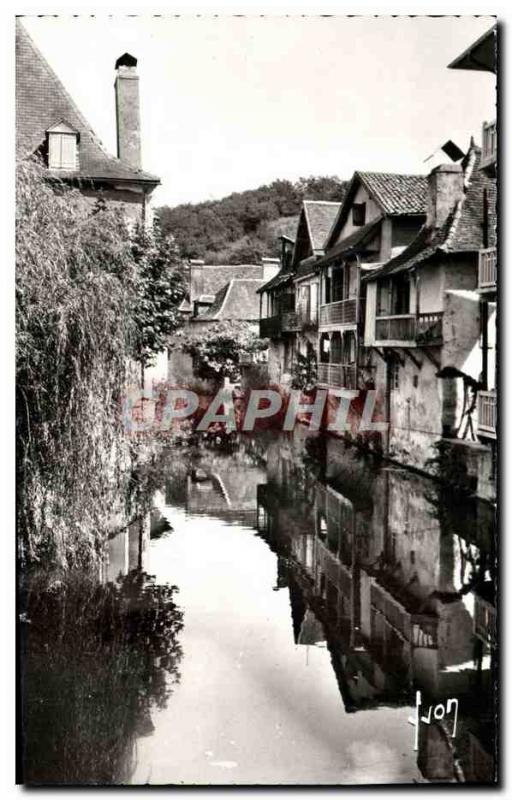 Postcard Modern Salies De Bearn Old Houses On The Saleys