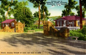 Chamberlain, South Dakota - The American Island Cottages - on U.S. 16 - in 1940s