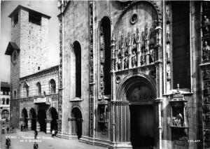 B33397 Como Cattedrale Parte inferioare   italy