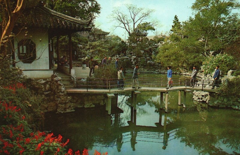 Vintage Postcard View of Joyous Garden Jardin de l'Harmonic Namur Belgium