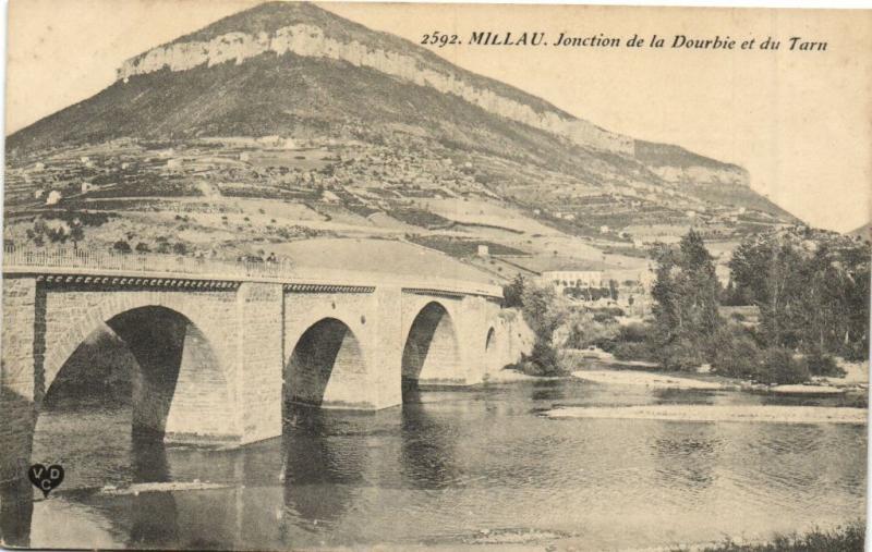 CPA MILLAU Joction de la Dourbie et du Tarn (173834)