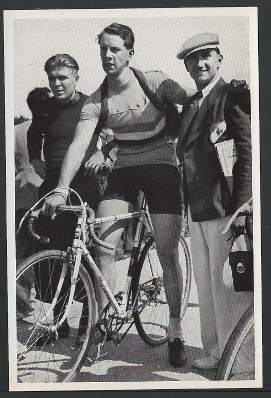 1936 Trading Cards promoting the Berlin Olympic. Robert Charpentier, cycling