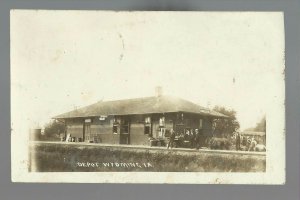 Wyoming IOWA RPPC c1910 DEPOT TRAIN STATION nr Anamosa Monticello Maquoketa