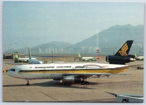 Airplane Postcard Singapore Airlines Douglas DC-10 9V-50B at Hong Kong DO9