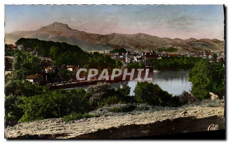 Modern Postcard Frontiere Franco Hendaye Spanish General view and the three c...