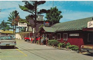 Traverse City MI Michigan Log Cabin Gift Shop - Pinestead Restaurant - Roadside
