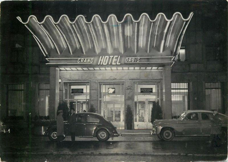 Poland Warszawa 1965 Grand Hotel Orbis automobiles cars in front