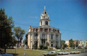 Davis County Court House - Bloomfield, Iowa c1960s Vintage Postcard
