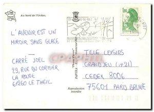 Postcard Modern Beachfront Ocean