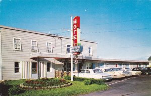 H/Motel Au Petit Bocage, CAPLAN, Co. QUEBEC, Canada, 1984